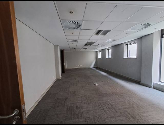 842M² OFFICE TO LET IN WAVERLEY